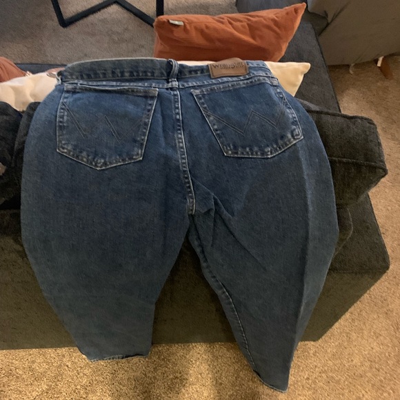 Brand new Wrangler jeans - Picture 1 of 3